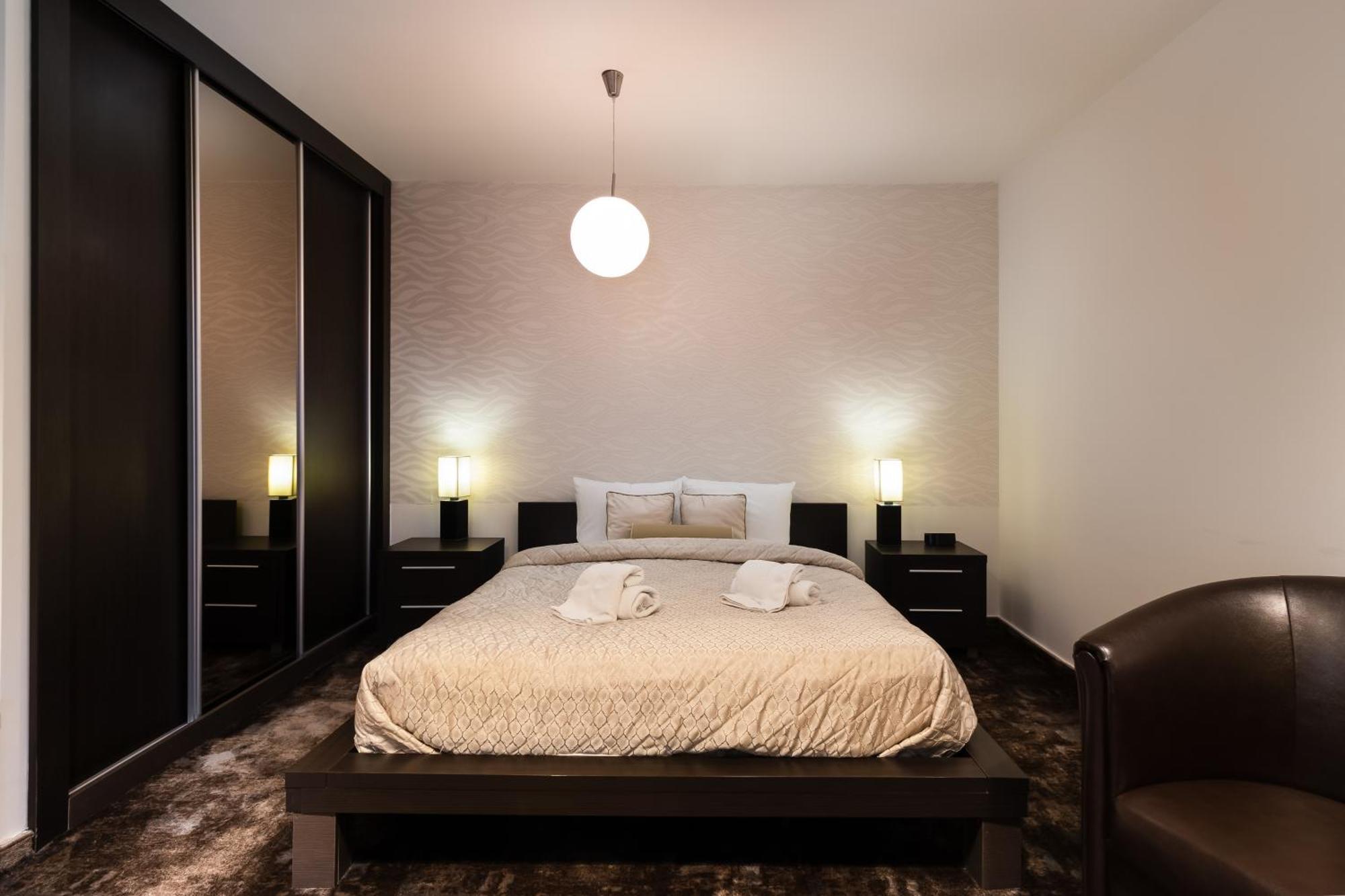 Guest House Panorama Aqualux With Free Parking Новий Сад Номер фото