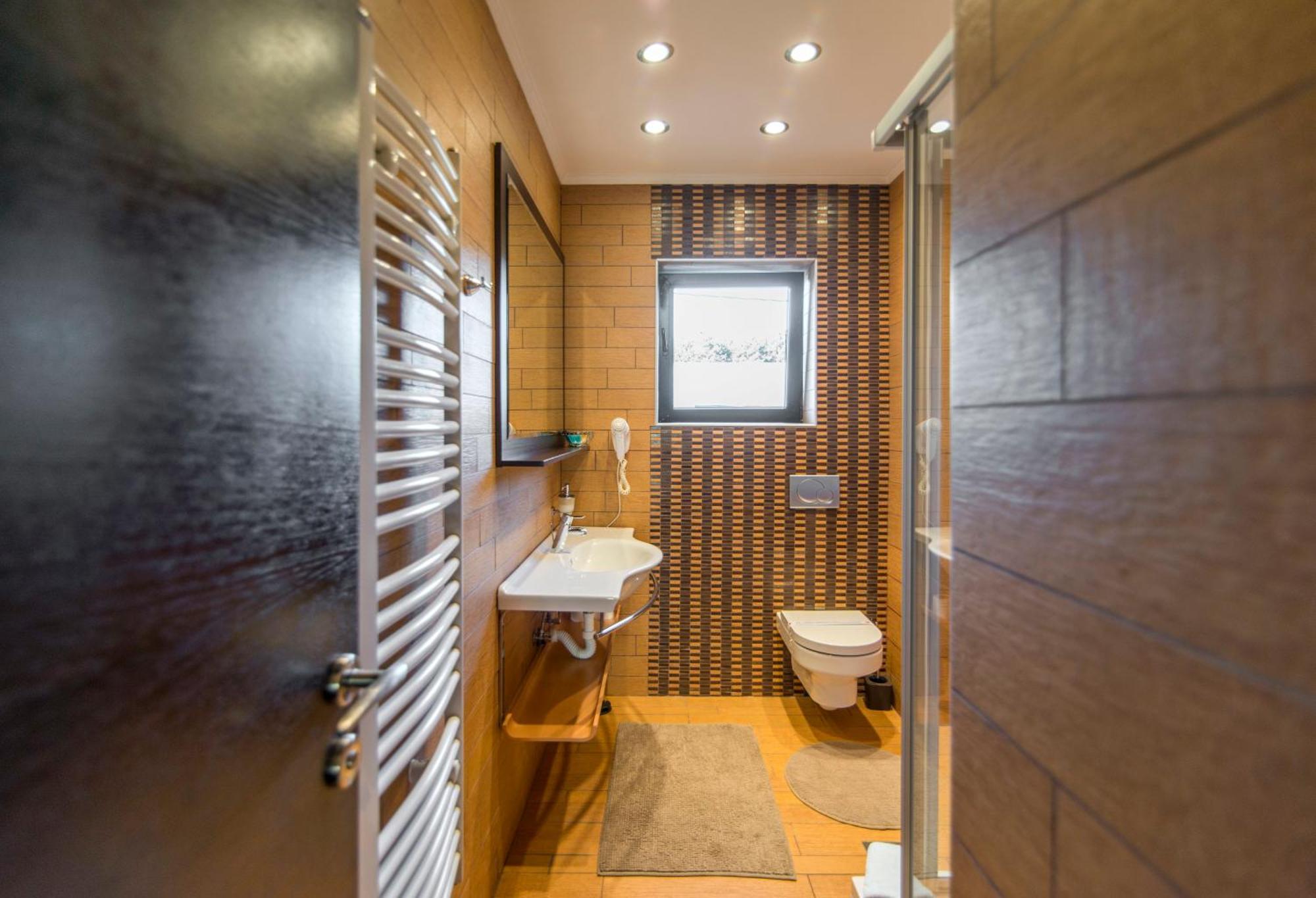 Guest House Panorama Aqualux With Free Parking Новий Сад Екстер'єр фото