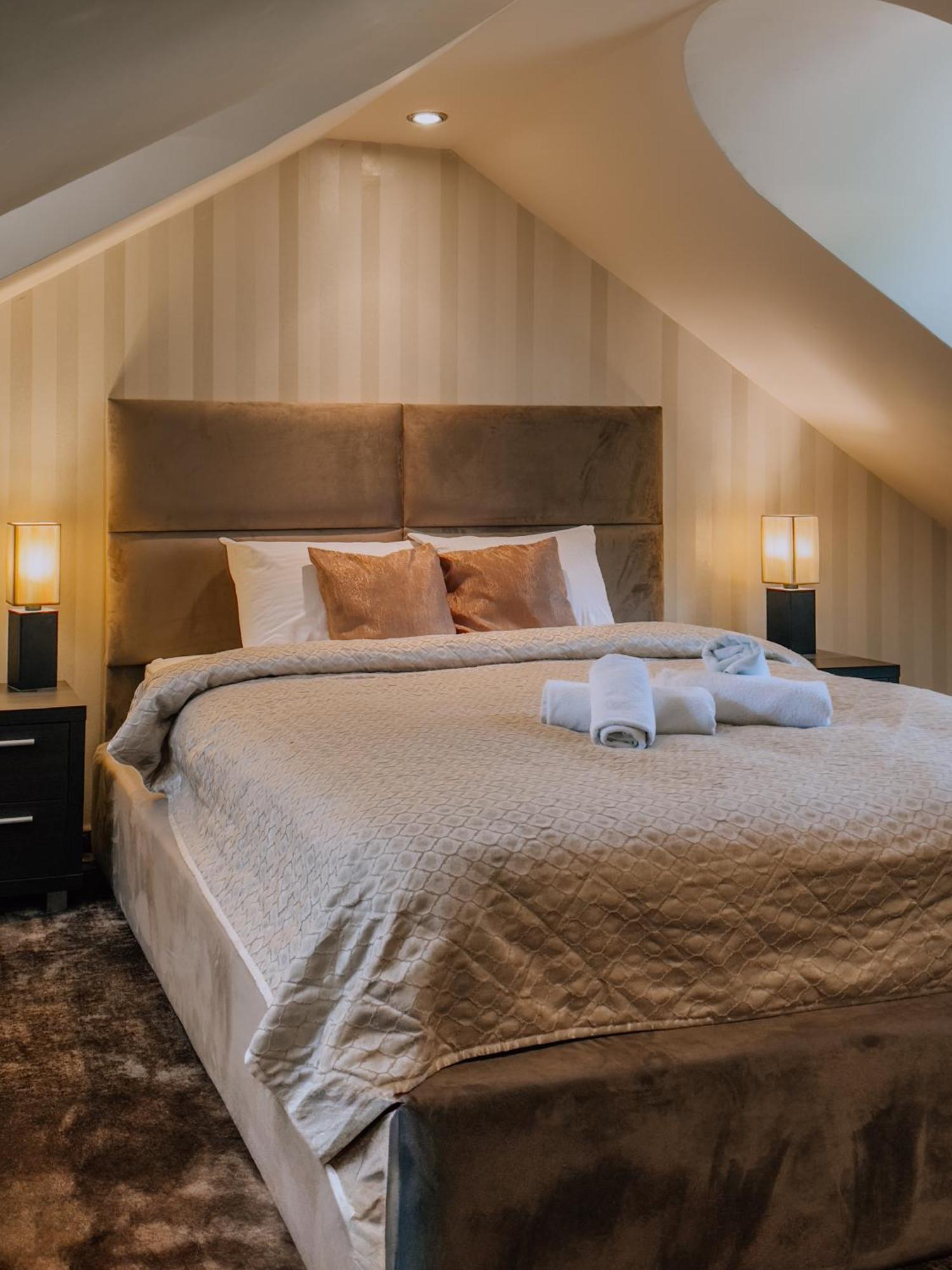 Guest House Panorama Aqualux With Free Parking Новий Сад Екстер'єр фото