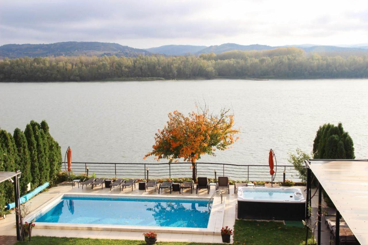Guest House Panorama Aqualux With Free Parking Новий Сад Екстер'єр фото