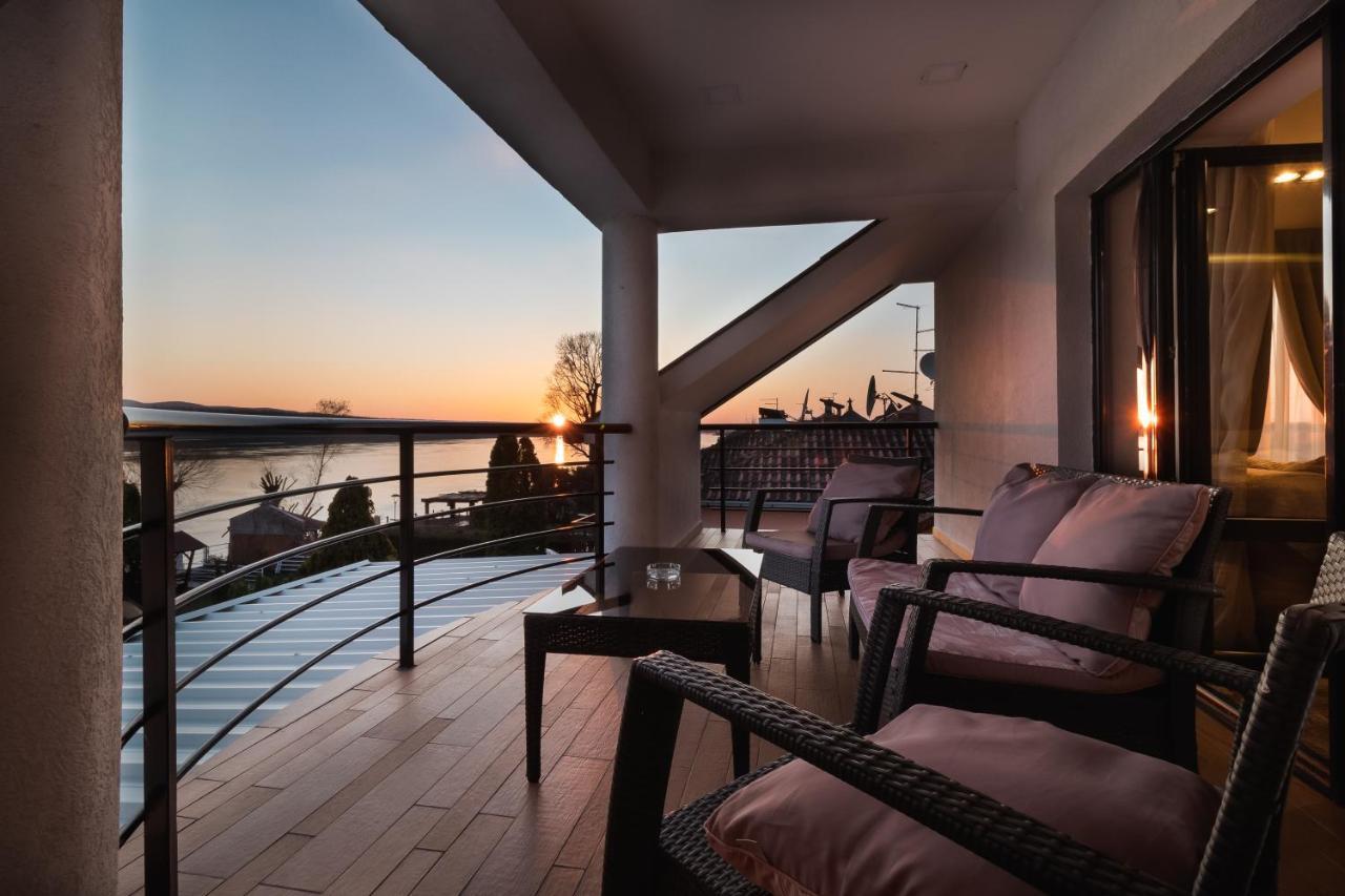 Guest House Panorama Aqualux With Free Parking Новий Сад Екстер'єр фото